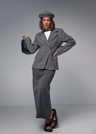 Пиджак женский чёрный однобортный приталеный классический6 фото