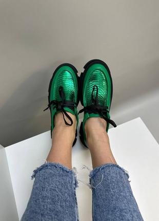 Туфли лоферы из натуральной итальянской кожи и замши женские на шнурках7 фото