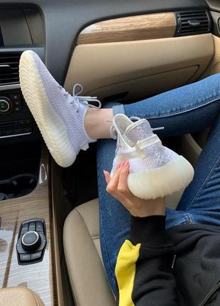 Шикарные рефлективные кроссовки adidas yeezy 350 static reflective6 фото