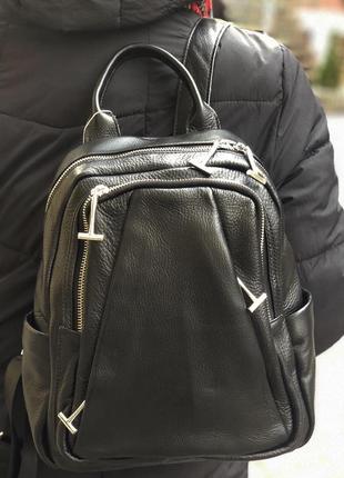 Шкіряний рюкзак чорний жіночий1 фото