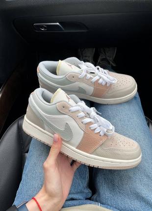 Женские кроссовки jordan 1 low люкс качество