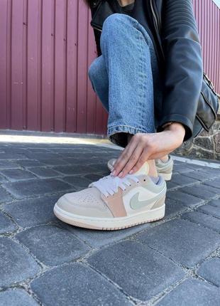 Женские кроссовки jordan 1 low люкс качество8 фото