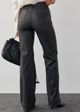 Женские кожаные брюки в винтажном стиле2 фото