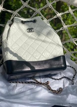 Сумка рюкзак в стилі chanel білий
