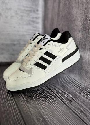 Жіночі кросівки adidas forum low white black