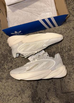 Новые оригинальные кроссовки adidas ozelia