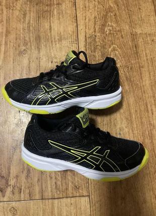 Кроссовки asics р-32-32,5