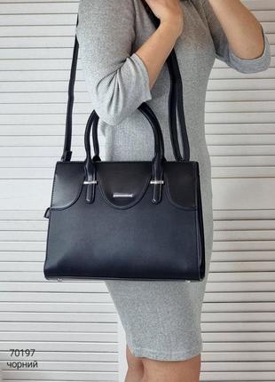 Жіноча стильна та якісна класична сумка з еко шкіри на 2 відділи чорна5 фото