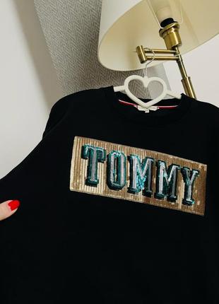 Очень красивый свитшот tommy hilfiger4 фото