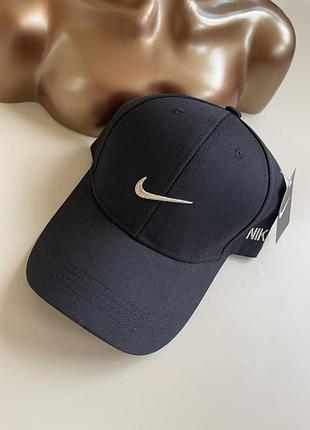 Бейсболка кепка nike