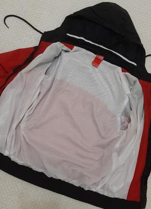 Куртка ветровка nike windrunner с водоотталкивающим покрытием р. 44-46 (s)