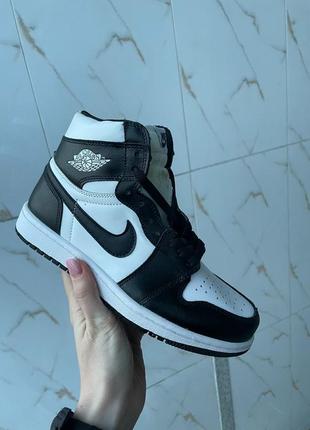 Кроссовки nike jordan 1 retro black white уценка