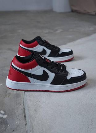 Женские кроссовки jordan 1 low люкс качество