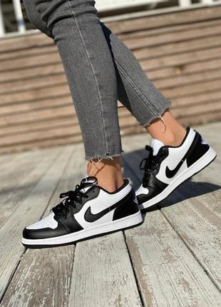 Женские кроссовки jordan 1 low люкс качество