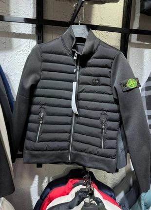 Куртка в стилі stone island