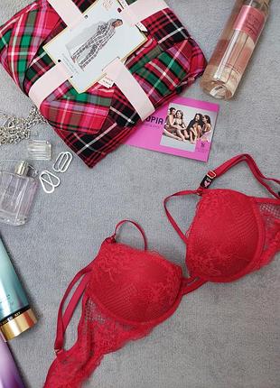 Кружевной бюст victoria’s secret