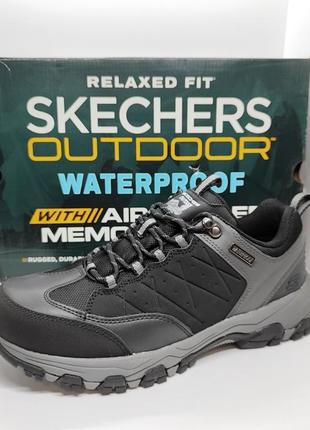 Шкіряні водонепроникні кросівки skechers оригінал