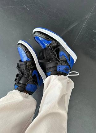 Женские кроссовки nike air jordan 1 retro patent royal blue джордан черного с синим цветами6 фото