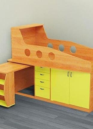 Кровать чердак для ребенка с выдвижным столом