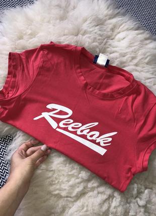 Оригинальная натуральная футболка reebok оригинал логотип винтаж6 фото