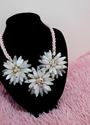 Кольє ну дуже красиве прикраса ...