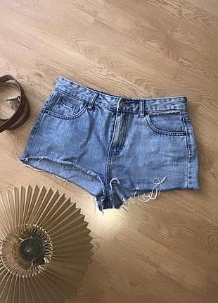 Сині короткі джинсові шорти pull & bear. шорти розмір m 2