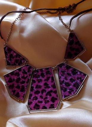 Колье изысканное украшение высота самой длинной части 6 см