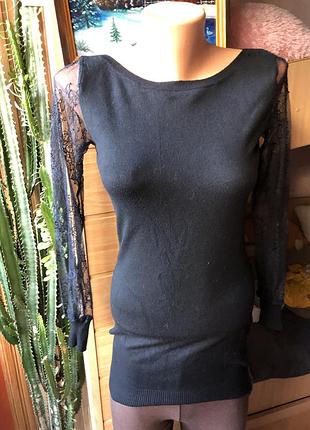 Красивое платье по фигуре мягкое