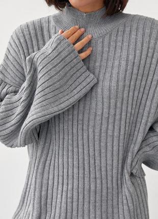 Женский вязаный свитер oversize в рубчик - серый цвет, l (есть размеры)4 фото