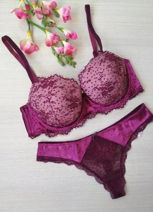 Шикарный комплект белья лиф бюстгалтер трусики виктория сикрет