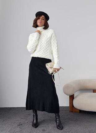 Женский свитер из крупной вязки в косичку - молочный цвет, s (есть размеры)3 фото