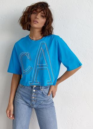 Укороченная женская футболка с вышитыми буквами - синий цвет, m/l (есть размеры)