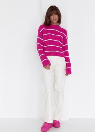Женский вязаный свитер оверсайз в полоску - фуксия цвет, l (есть размеры)3 фото