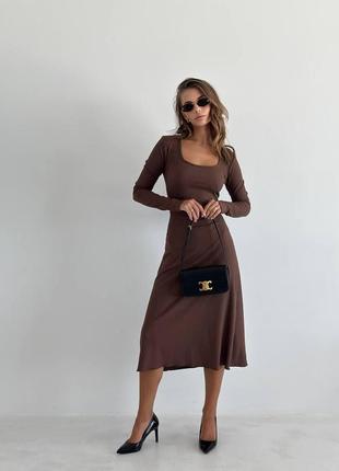 Женское длинное платье в обтяжку стильное модное подчеркивает фигуру шнуровка длинный рукав в рубчик черный5 фото