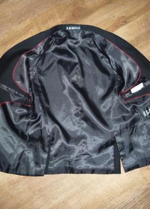 Фирменный пиджак на 6 лет5 фото
