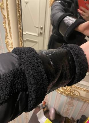 Шикарная дублёнка чёрная куртка с виниловыми вставками topshop5 фото