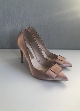 Човники zara
