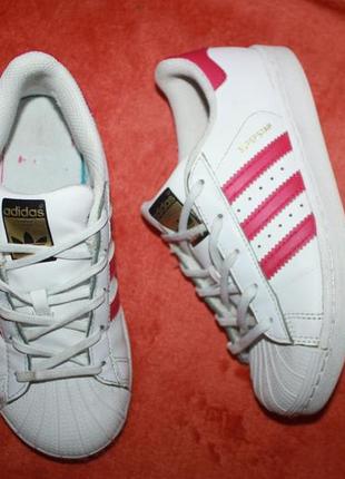 Кросівки фірми adidas 32 розмір по устілці 20,5-21 див.