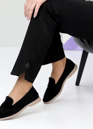 Черные женские лоферы туфли мокасины на бежевой подошве из натуральной замши10 фото