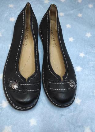 Кожаные туфли lasocki