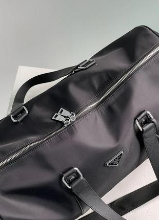 Сумка prada re-nylon and brushed leather duffel bag, прада, нейлон, текстиль, дорожная сумка, спортивная сумка из натуральной кожи5 фото