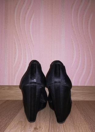 Мега крутые туфли,очень красивый цвет adidas оригинал5 фото