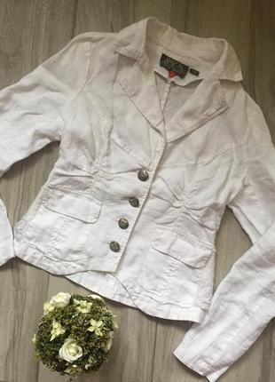 Легкий белый льняной пиджак со вставками кружева1 фото