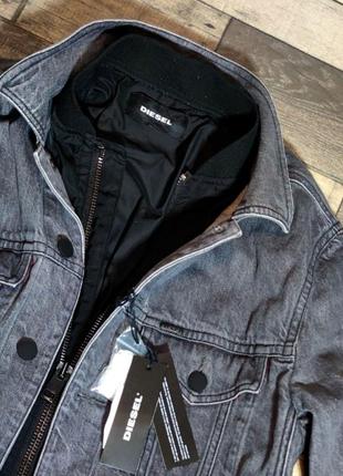 Чоловіча брутальна модна джинсовка diesel з подкладкою на застібців сірому кольоі розмір l3 фото