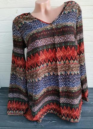 Шикарна блуза в орнамент