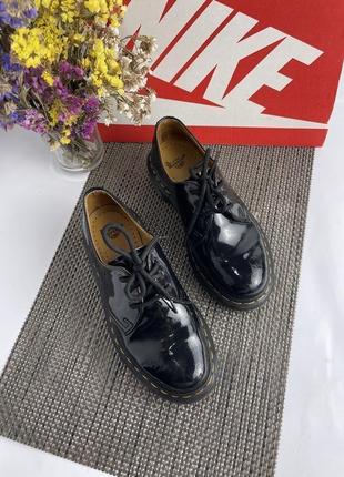 Оригинальные лакированные ботинки dr. martens3 фото