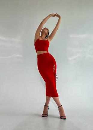 Костюм: топ + юбка
