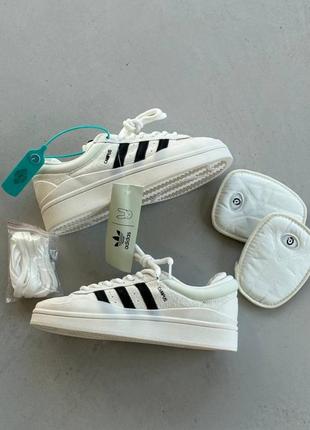 Кроссовки Ta hand om Adidas Yeezy Desert Boot Taupe Blue från toppsneakershandlare runt om i världen