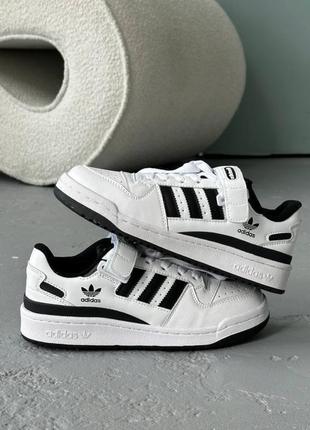 Кроссовки adidas forum low white/black