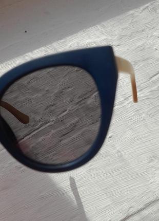 Сині окуляри  класичної  форми , дужки під дерево4 фото